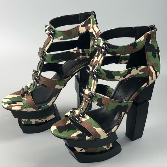 Pink Palms Camouflage Spike Buckle Ankle Wrap Block Rivets Wedge Sandals Size 7 - Picture 5 of 16